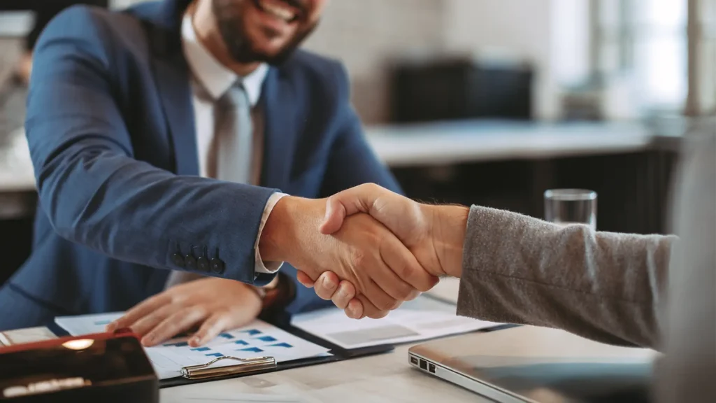 Business consultants finalizing company setup in Fujairah Free Zone, UAE